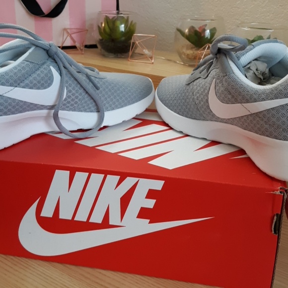 New Custom Nike Tanjun Bling Grey - Picture 3 of 4